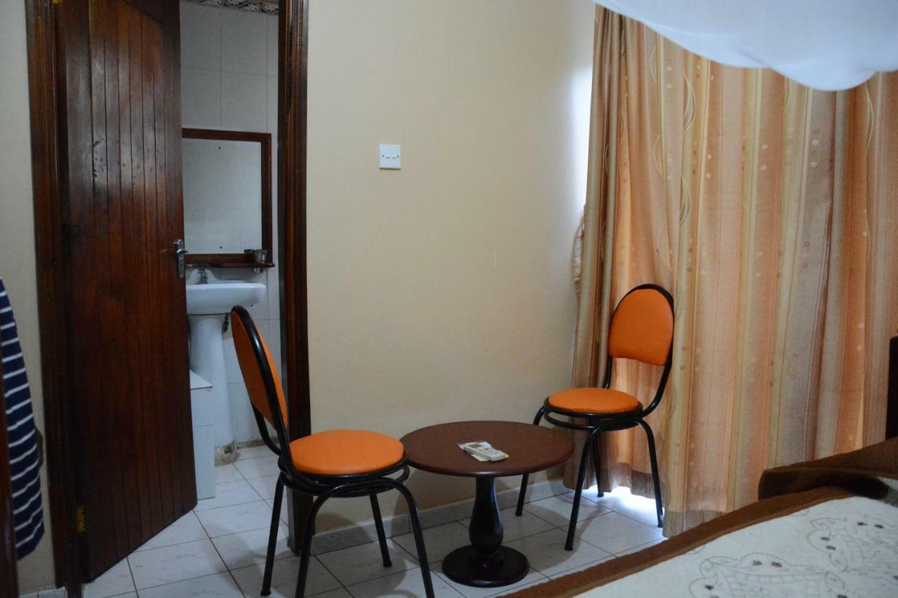 Rwenzori International Hotel Kasese Exterior photo