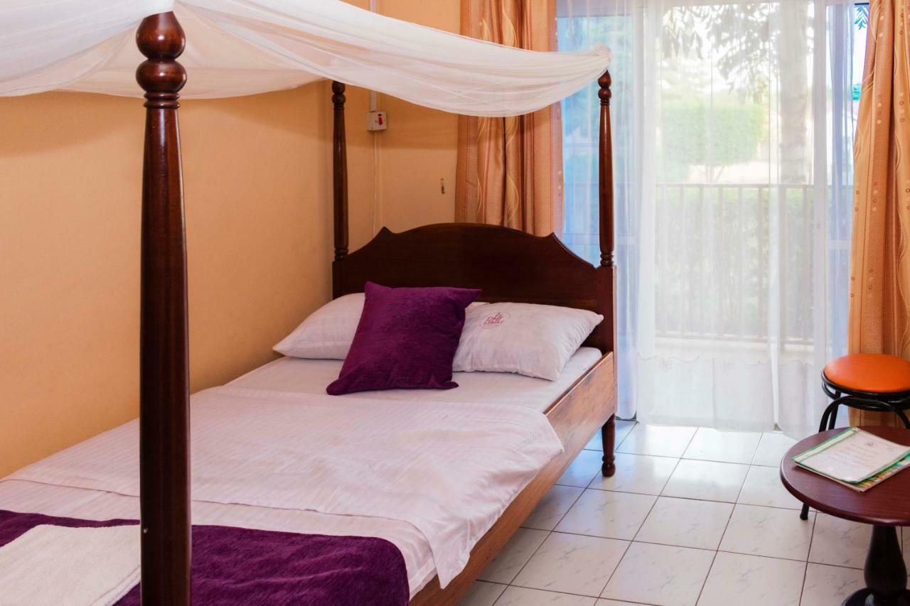 Rwenzori International Hotel Kasese Exterior photo